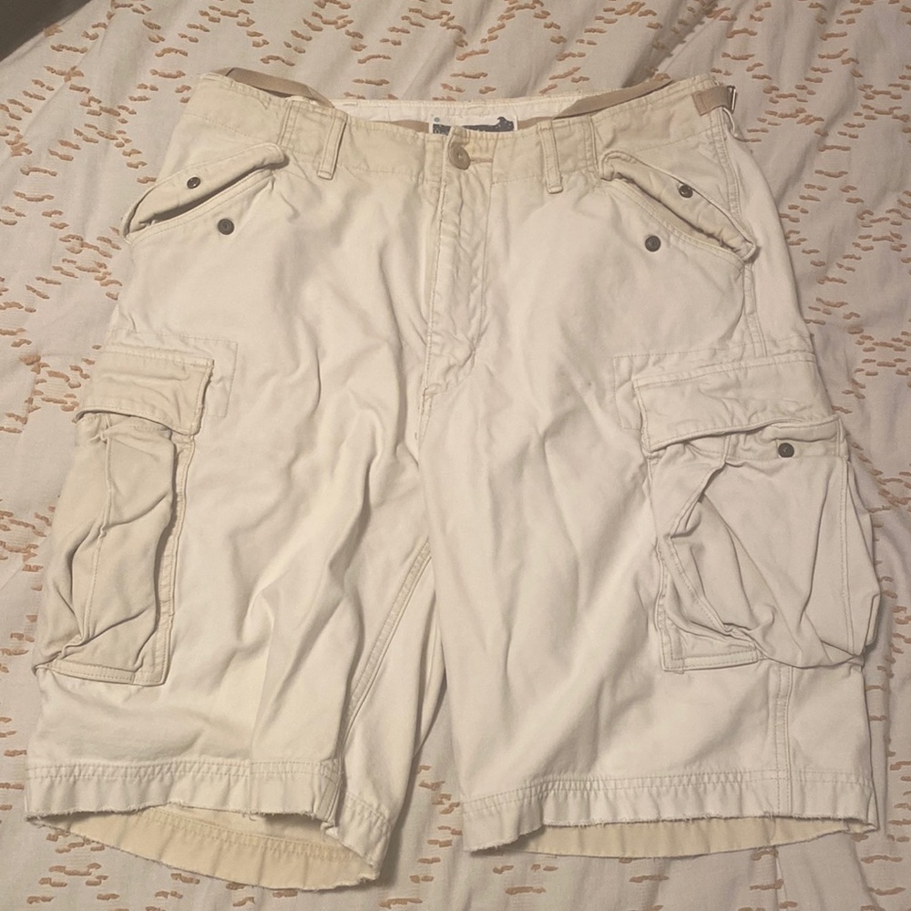Hollister 34 shorts